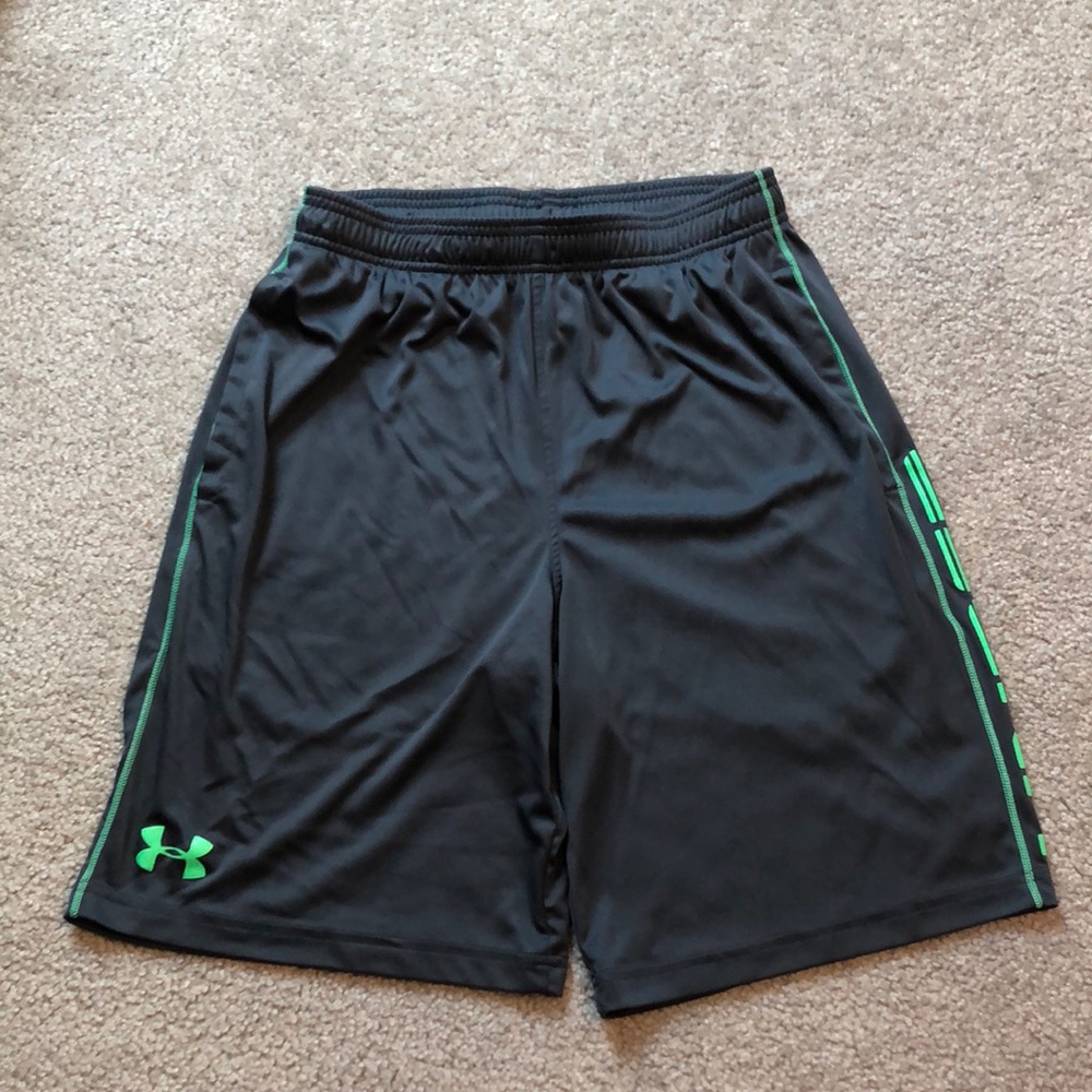 Under Armour Loose Fit Logo Athletic Shorts